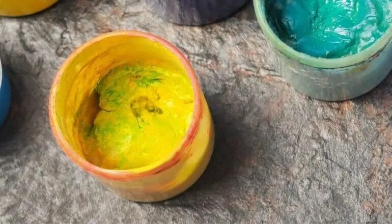 What Does Acrylic Paint Smell Like?