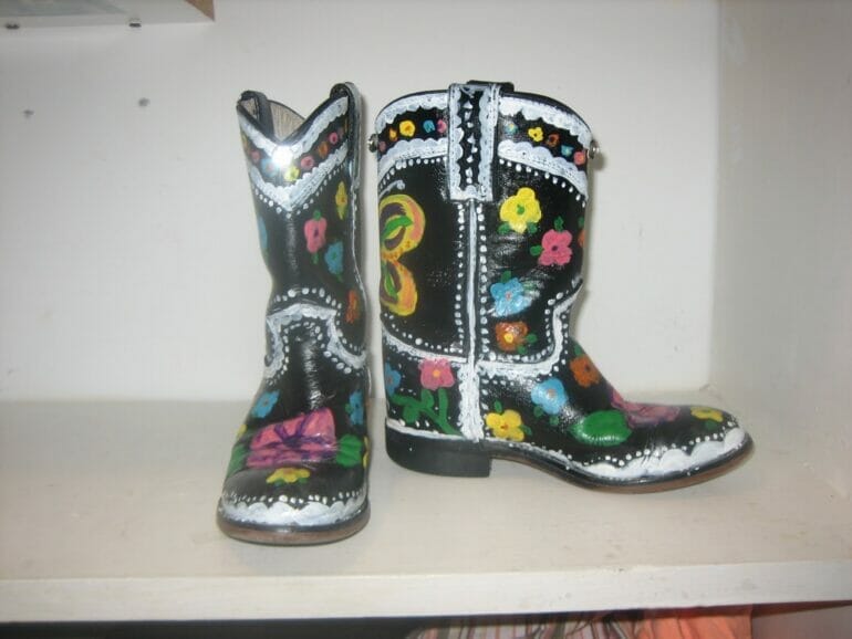 Can You Paint Cowboy Boots? CraftersMag