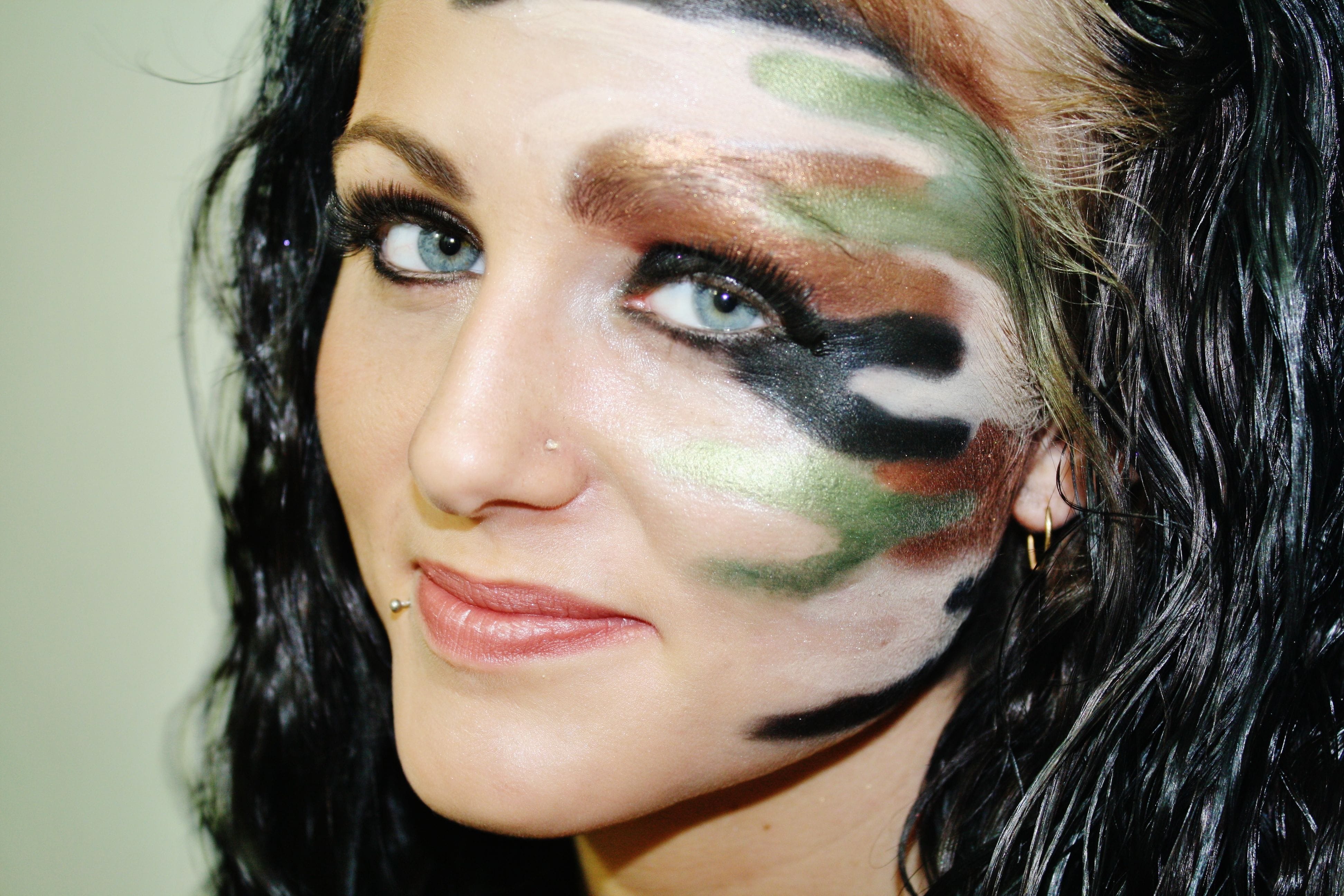 How To Camo Face Paint? CraftersMag