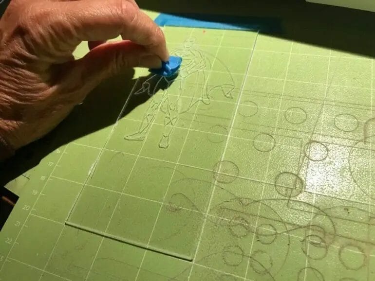 How To Cut Acrylic Sheet With Cricut ? CraftersMag