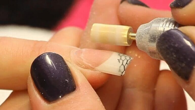 can you change shape of acrylic nails when getting infills
