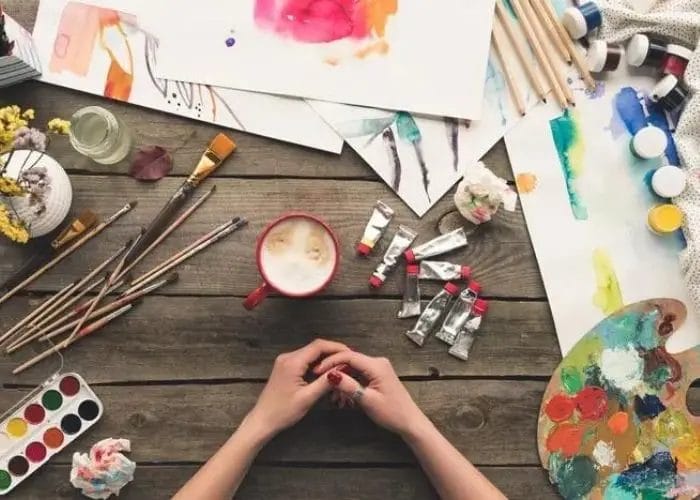 How Long Does Acrylic Paint Take To Dry On Fabric? CraftersMag