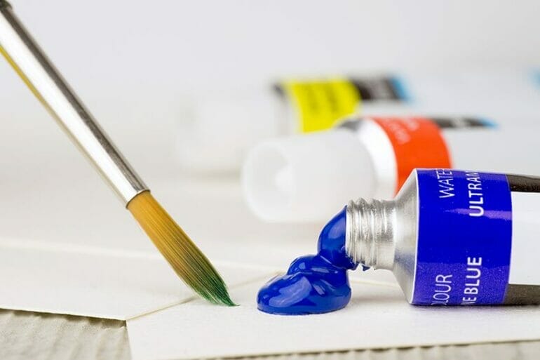 how to seal acrylic paint on nails
