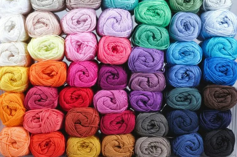what to crochet with acrylic yarn
